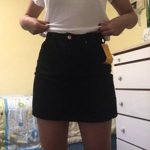 NWT H&M black denim skirt